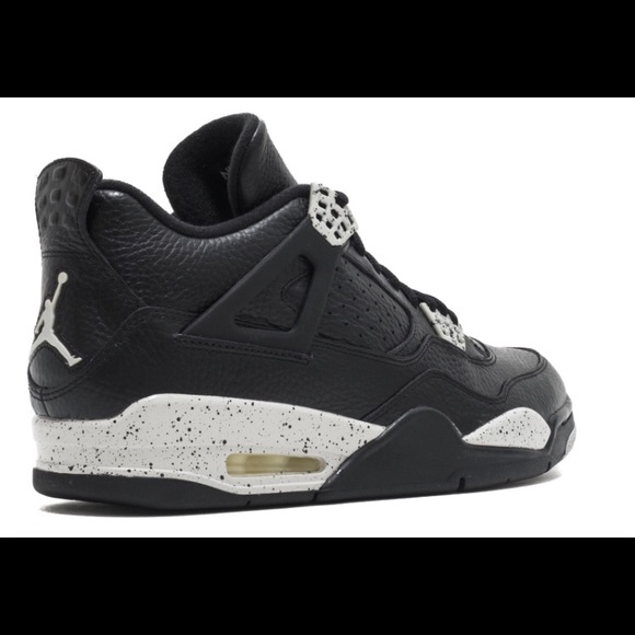 Jordan 4’s (Oreo) - Picture 3 of 4